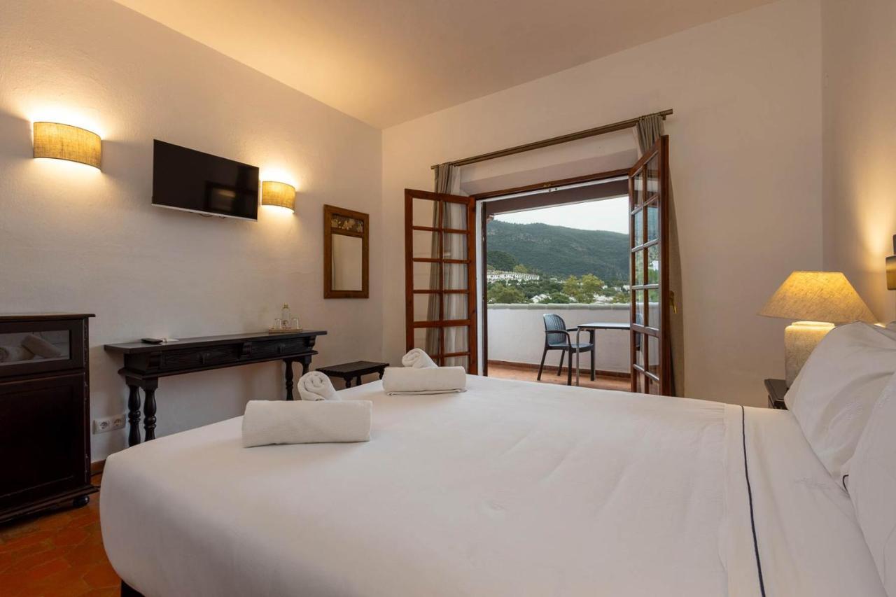 Hotel Tugasa Las Truchas El Bosque Dış mekan fotoğraf