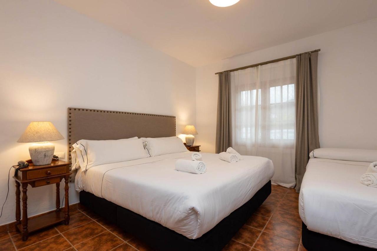 Hotel Tugasa Las Truchas El Bosque Dış mekan fotoğraf